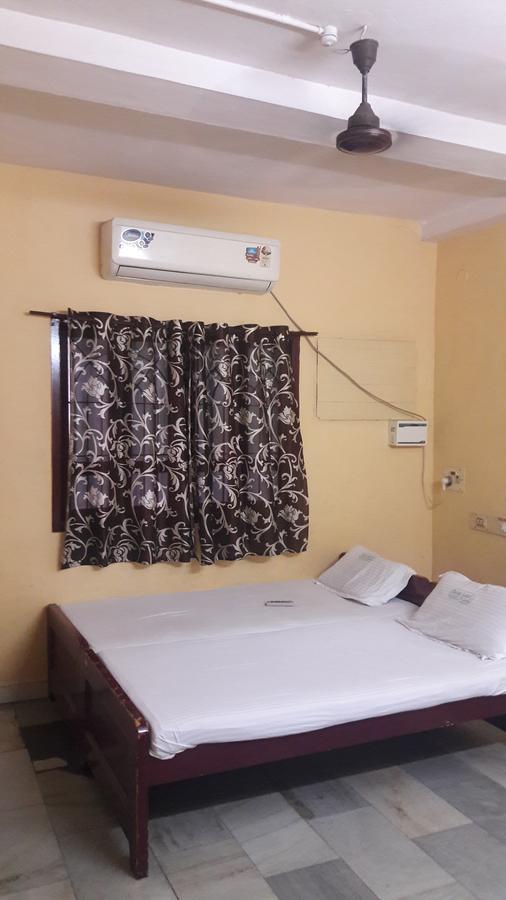 צ'נאי Raamlaxmi Guest House מראה חיצוני תמונה